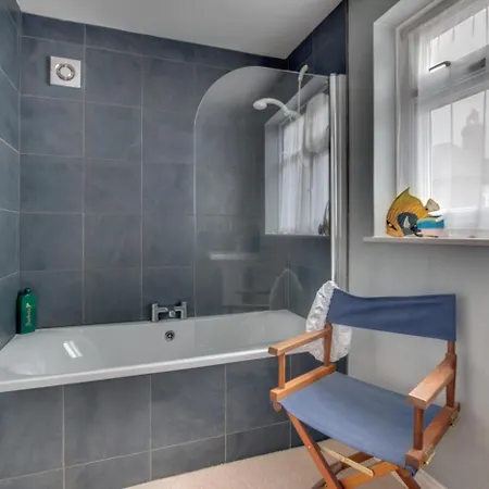 4 Bed In Oc-sa018